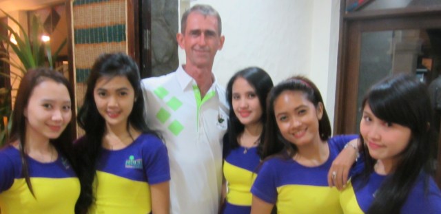 Ric thanks the girls