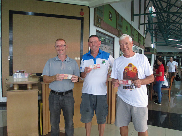 29489517815_9c09a86ced_z