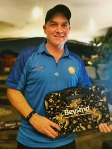 This image has an empty alt attribute; its file name is shawn-low-gross-83-1.jpg